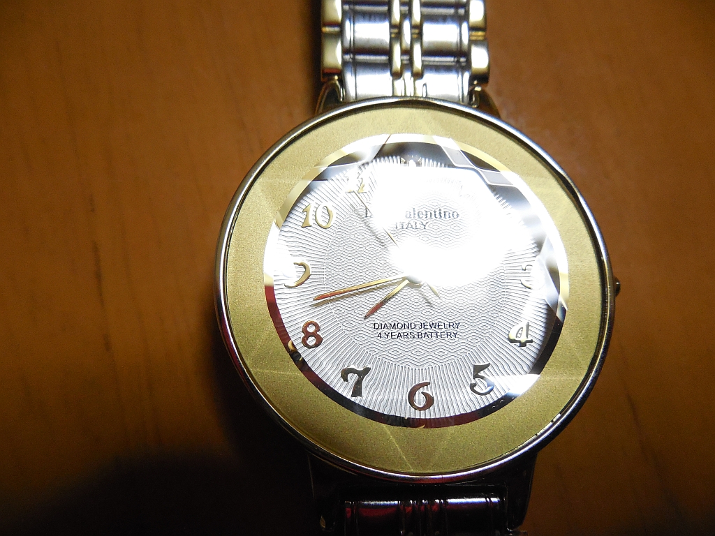 おしゃれなアイザックバレンチノの腕時計